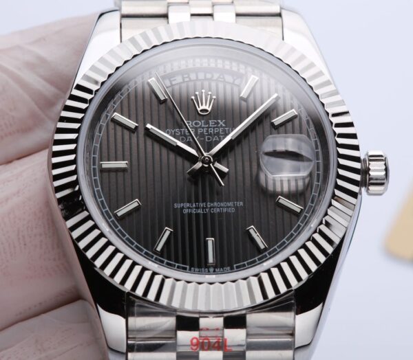 Rolex Datejust 41mm Oyster Perpetual Silver Toned For Men