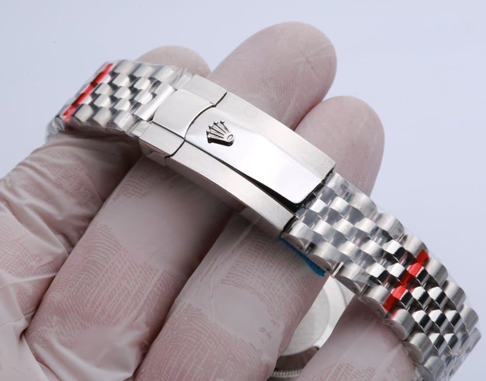 Rolex Datejust 41mm Oyster Perpetual Silver Toned For Men