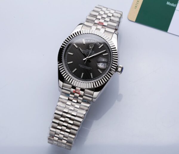 Rolex Datejust 41mm Oyster Perpetual Silver Toned For Men
