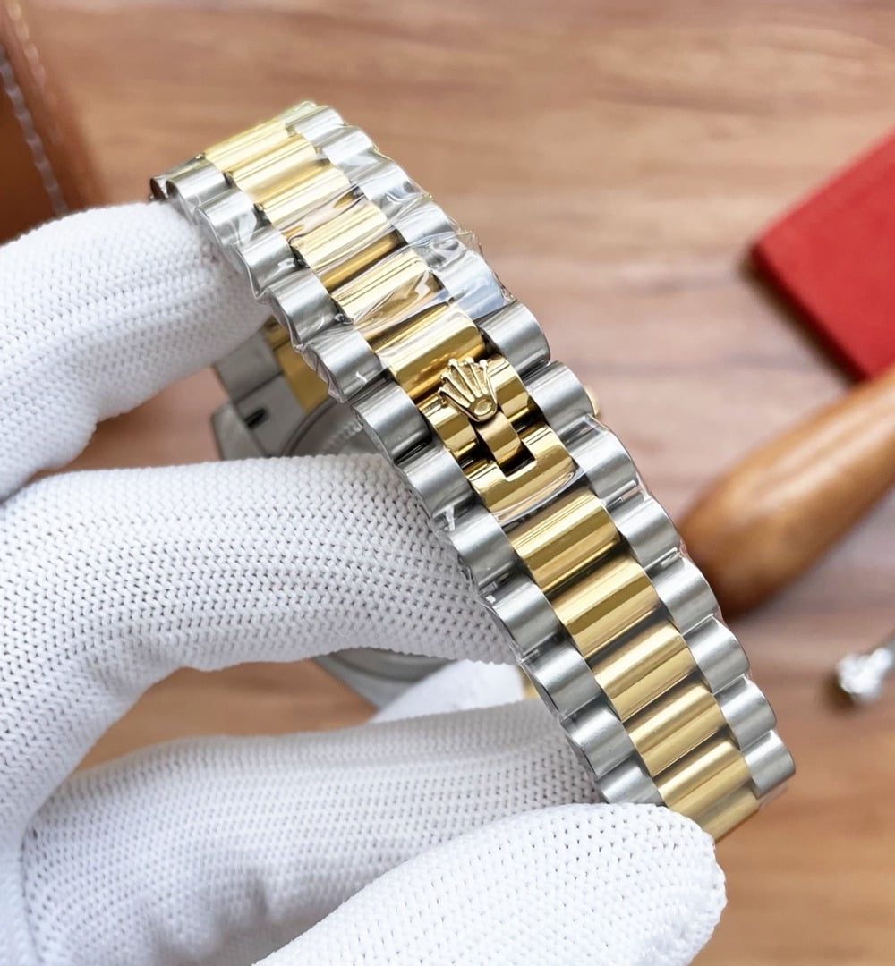 Rolex Datejust Oyster Perpetual 41 Silver Toned For Men