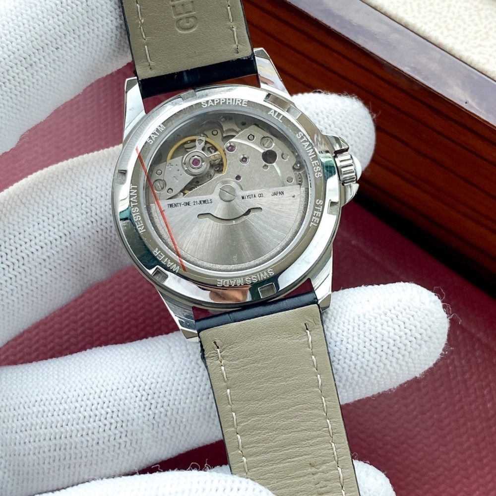 Rolex Datejust Perpetual 36mm Silver Toned For Women - Image 2