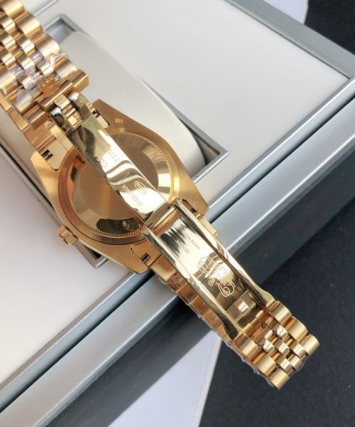 Rolex Datejust Watch Gold Toned Unisex 622546