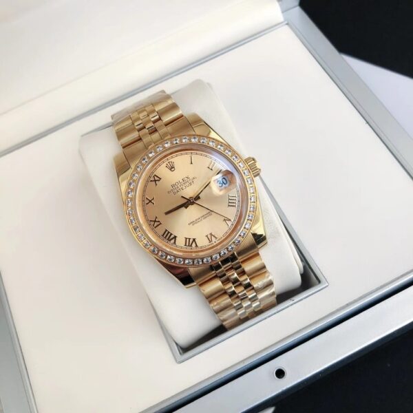 Rolex Datejust Watch Gold Toned Unisex