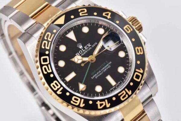 Rolex GMT - Master II 40mm Gold/Silver Toned For Men