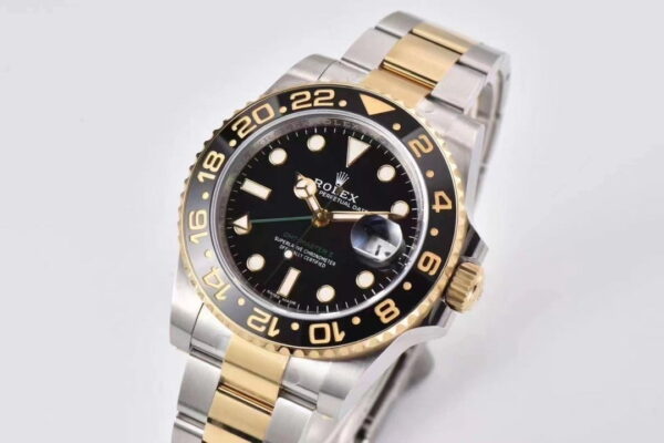Rolex GMT - Master II 40mm Gold/Silver Toned For Men