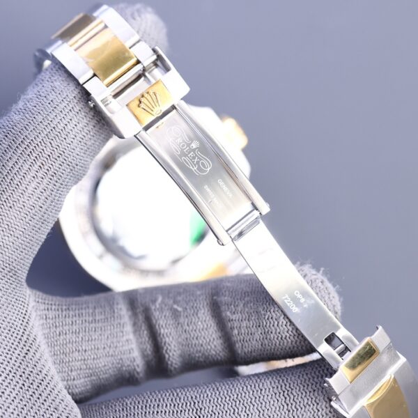 Rolex Sea Dweeler 44mm Silver Toned For Men 126603