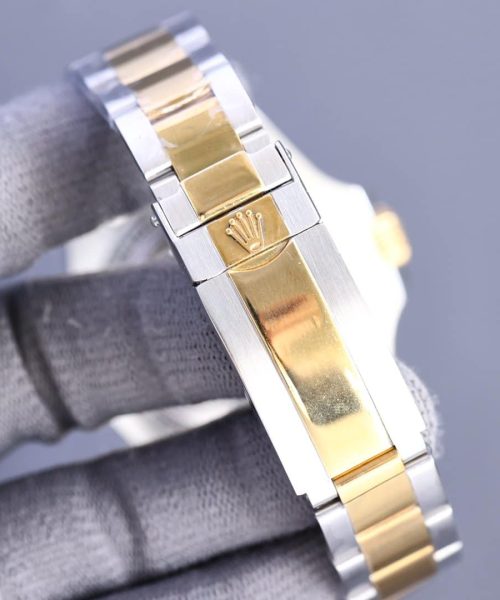 Rolex Sea Dweeler 44mm Silver Toned For Men 126603