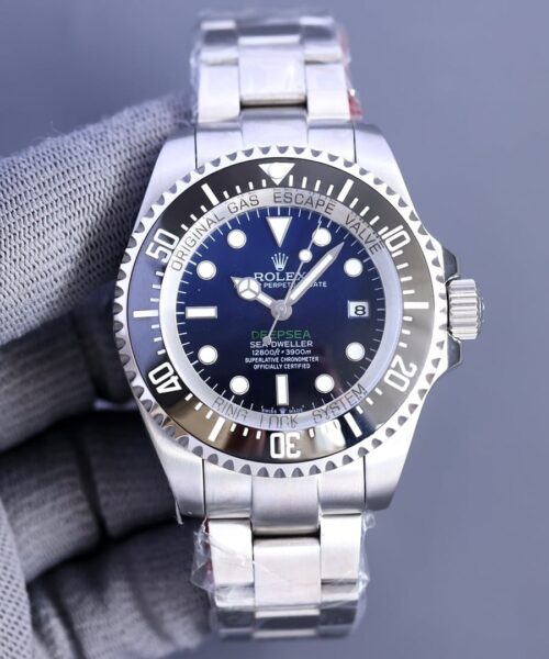 Rolex Sea Dweeler 44mm Silver Toned For Men 136660