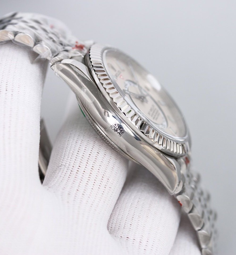 Rolex Sky - Dweller 42mm Silver Toned For Men 326934