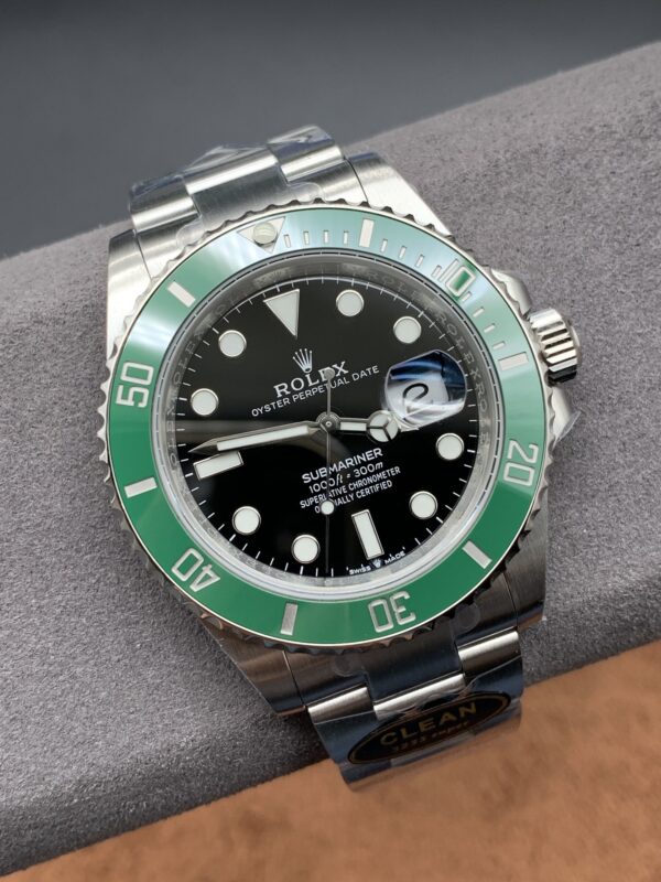 Rolex Submariner Date 41mm Gold Toned For Men 126610LV
