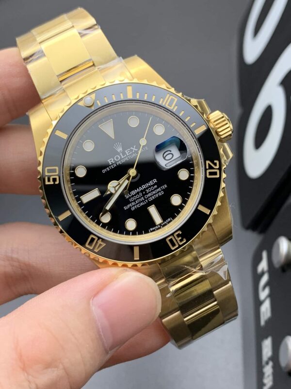 Rolex Submariner Date 41mm Gold Toned For Men 126618LN