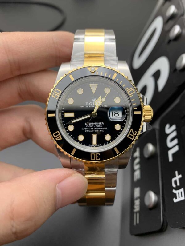 Rolex Submariner Date 41mm Gold/Silver Toned For Men 126613LN