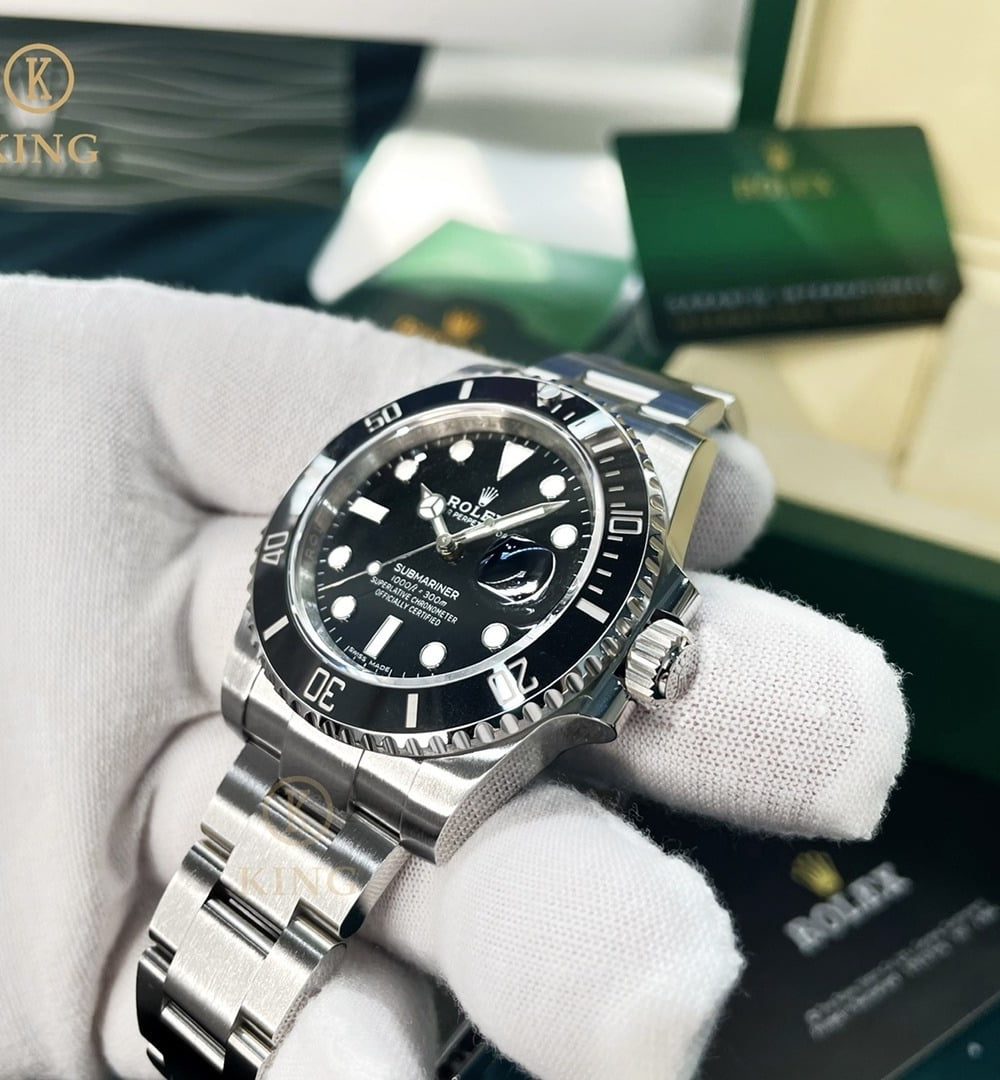 Rolex Submariner Date 41mm Silver Toned For Men 126610LN