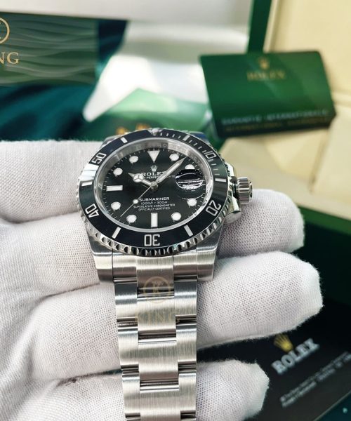 Rolex Submariner Date 41mm Silver Toned For Men 126610LN