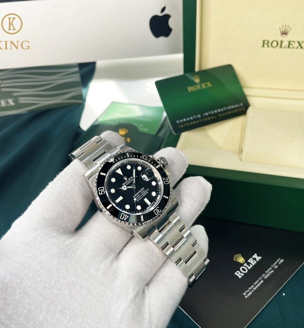 Rolex Submariner Date 41mm Silver Toned For Men 126610LN