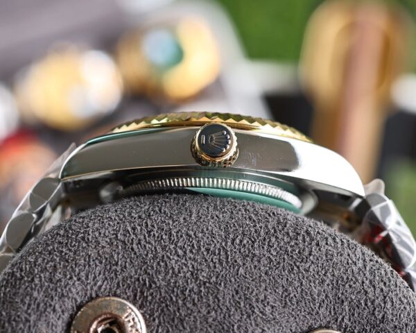 Rolex Submariner Date 41mm Silver Toned For Men