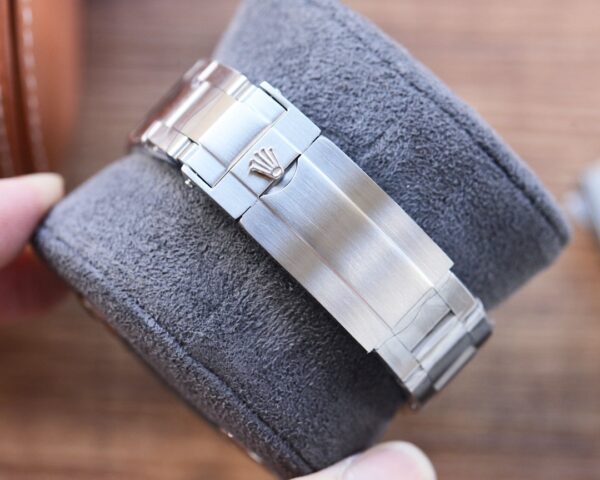 Rolex Submariner Date 41mm Silver Toned For Men