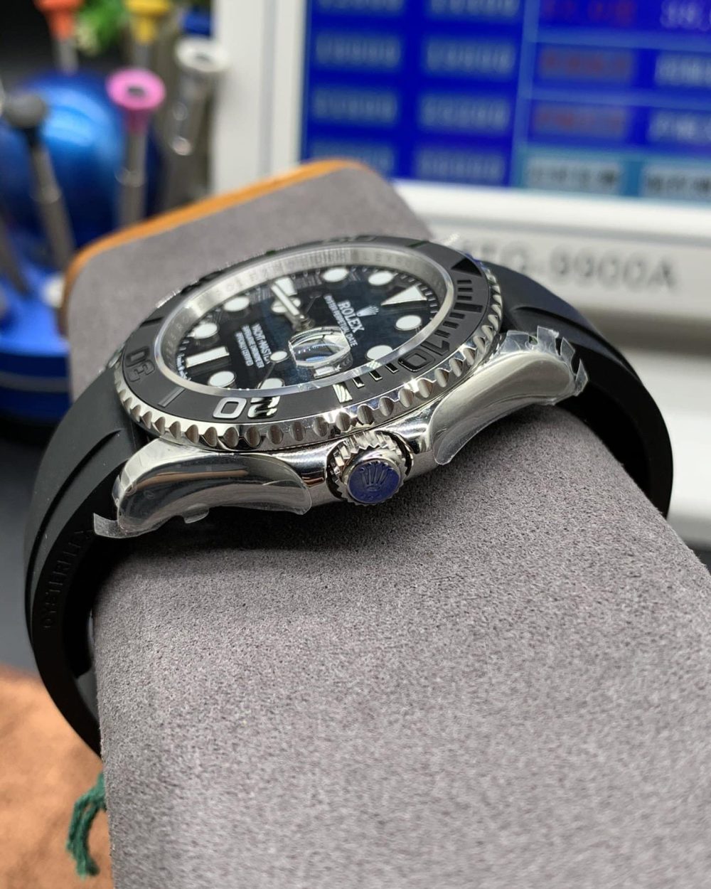 Rolex Yacht - Master 42mm Silver Toned For Men 226659