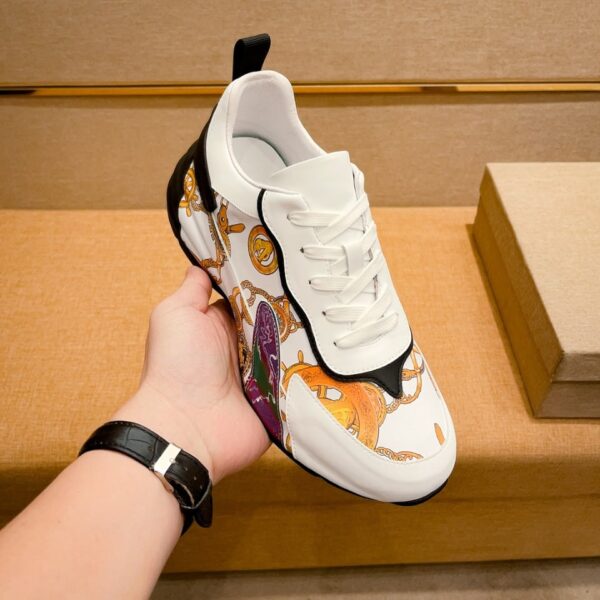 S005 – Fashion shoes