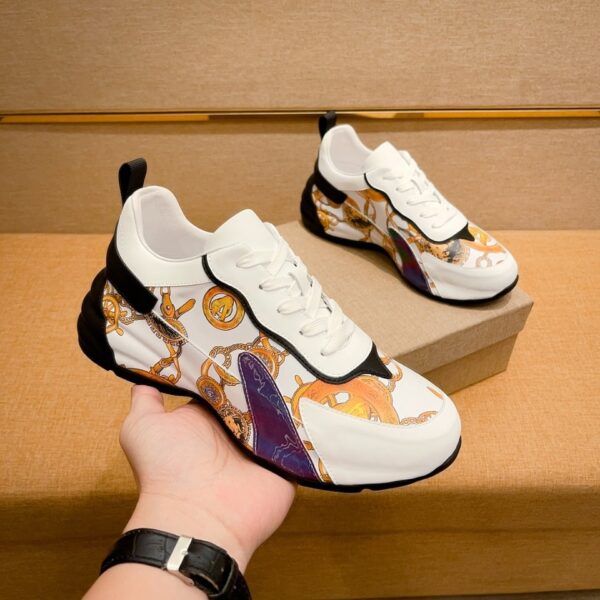 S005 – Fashion shoes