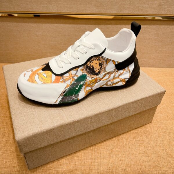S005 – Fashion shoes