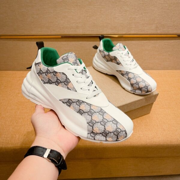 S007 – Fashion shoes