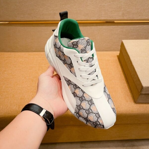 S007 – Fashion shoes