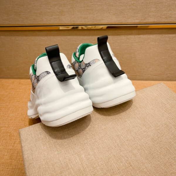 S007 – Fashion shoes