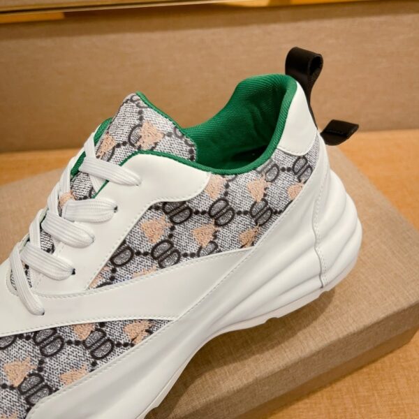 S007 – Fashion shoes