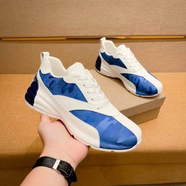 S008 – Fashion shoes