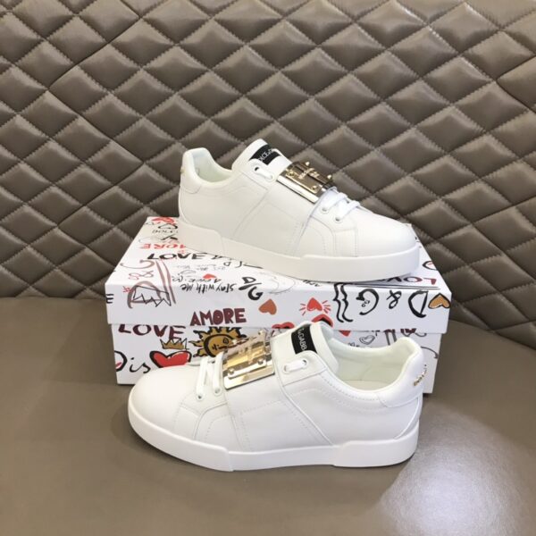 S015 – Fashion shoes