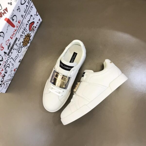 S015 – Fashion shoes