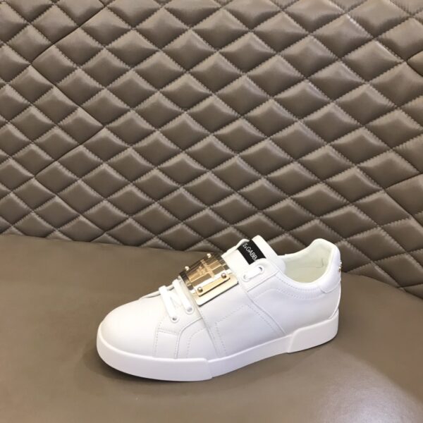 S015 – Fashion shoes
