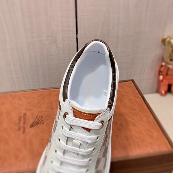 S016 – Fashion shoes