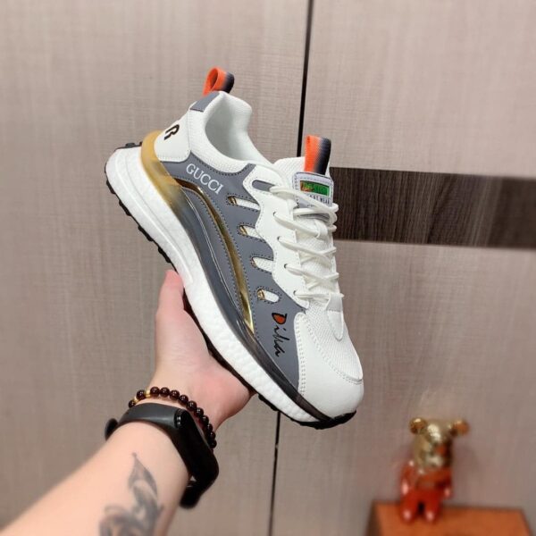 S018 – Fashion shoes