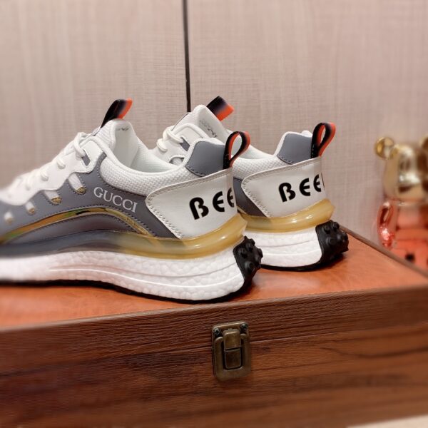 S018 – Fashion shoes