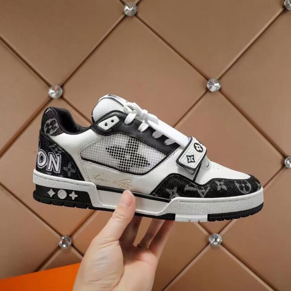 S025 – Fashion shoes