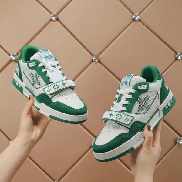 S027 – Fashion shoes