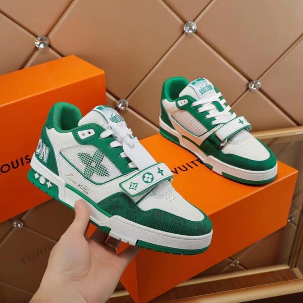 S027 – Fashion shoes
