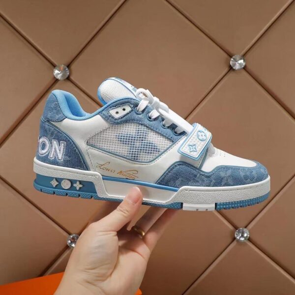 S028 – Fashion shoes