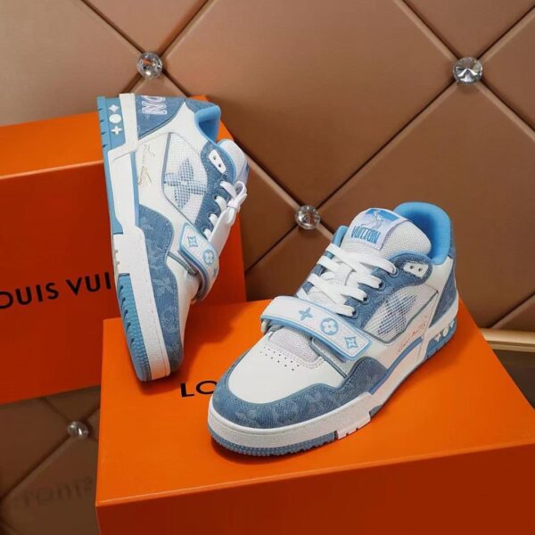 S028 – Fashion shoes