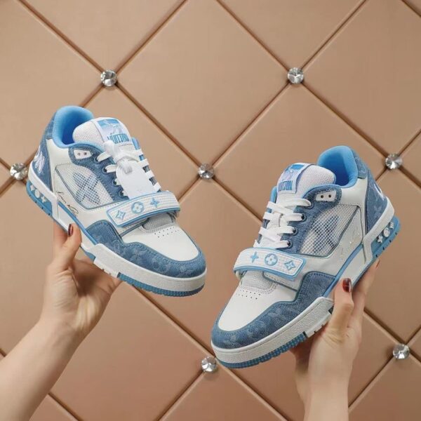 S028 – Fashion shoes