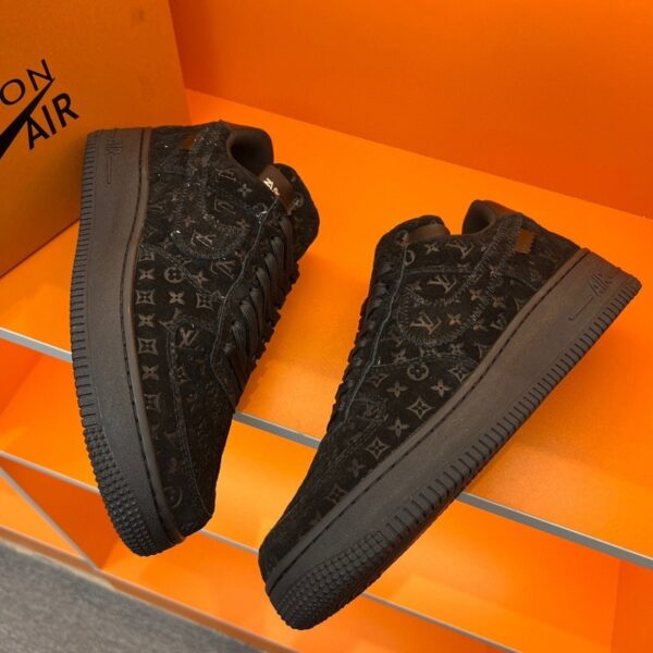 S039 – LV x OFF-WHITE x Nike new Style Sneakers V4