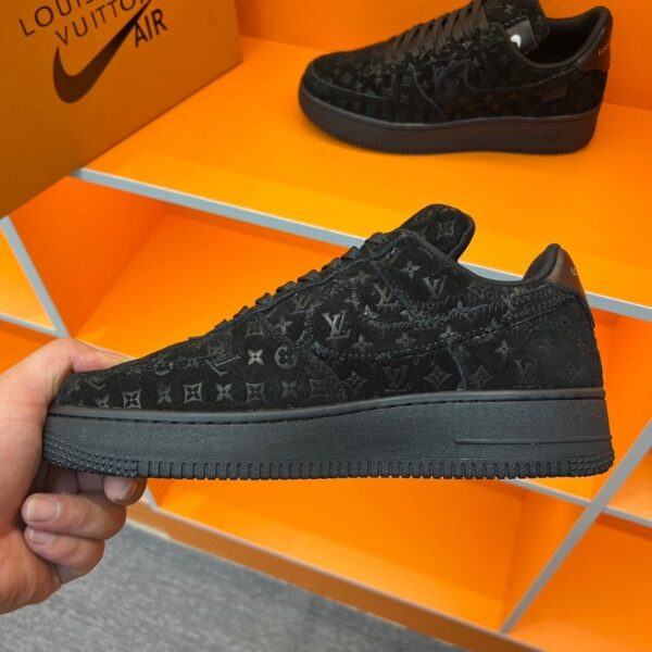 S039 – LV x OFF-WHITE x Nike new Style Sneakers V4