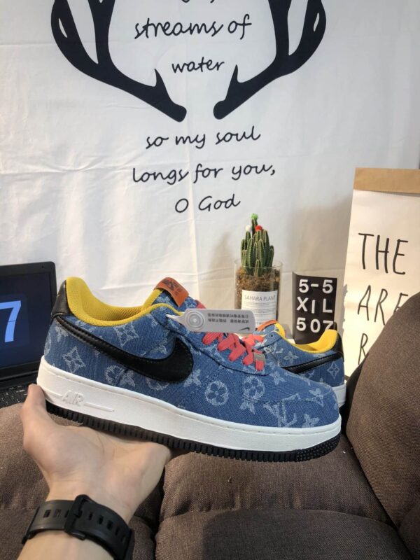 S057 – Fashion Shoes