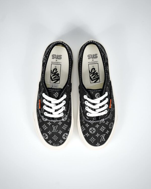 S062 – Fashion Shoes