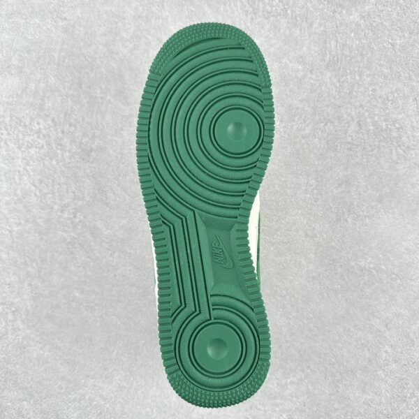 S063 – Fashion Shoes
