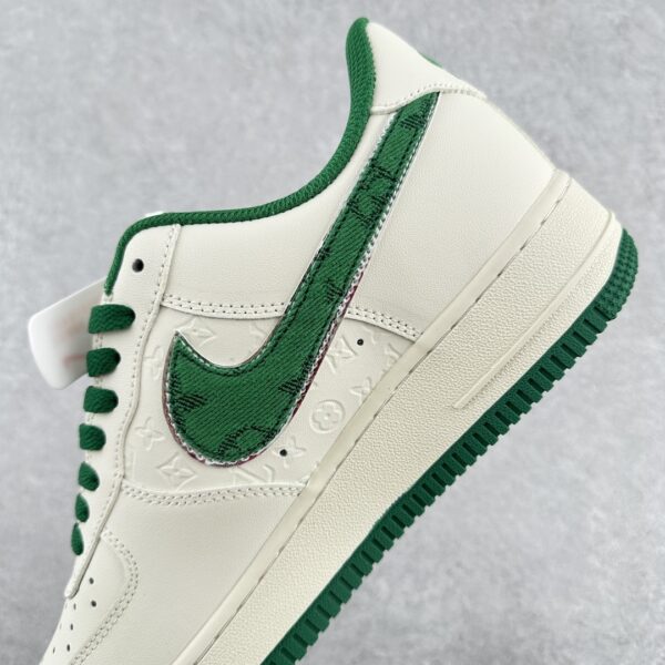 S063 – Fashion Shoes
