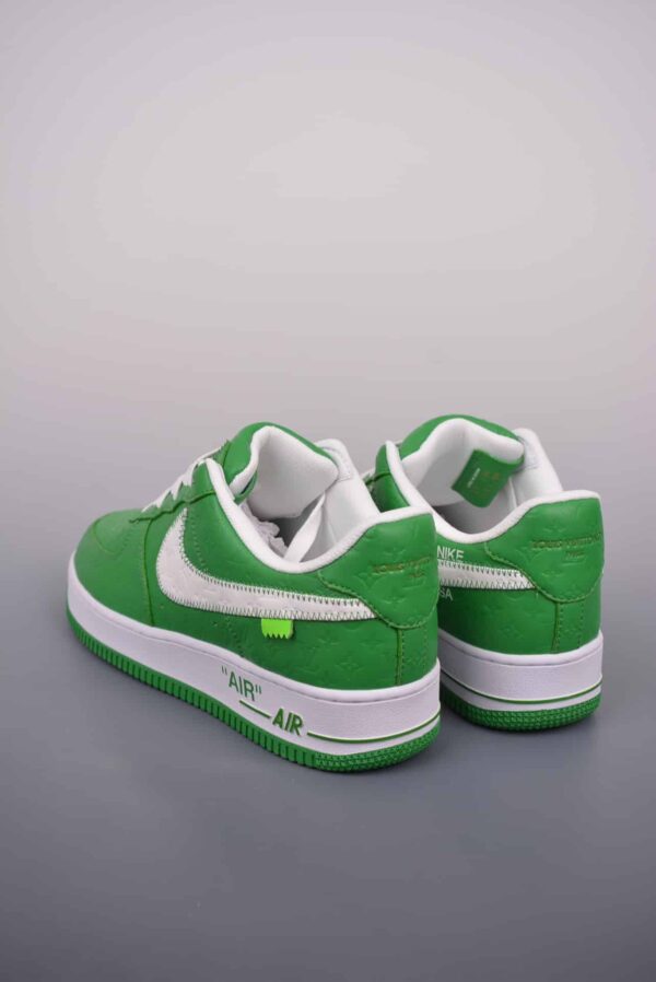 S064 – Fashion Shoes