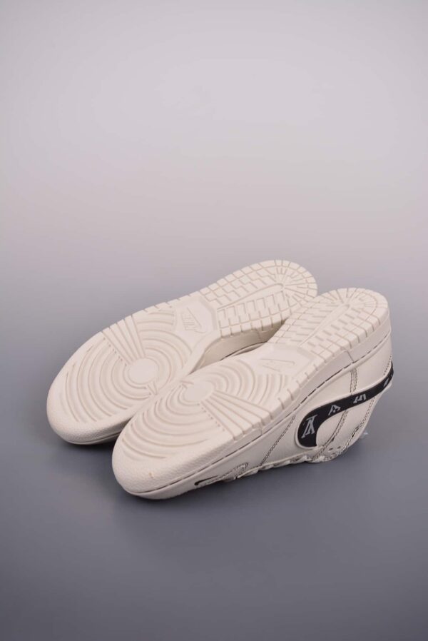 S067 – Fashion Shoes
